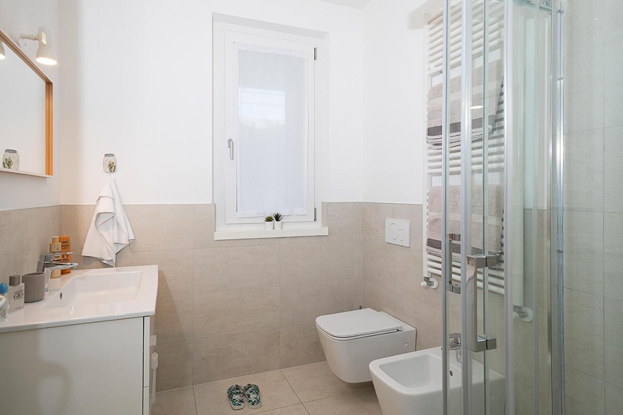Apartment Brezza Di Lago - Regarda Travel Lazise Bagian luar foto