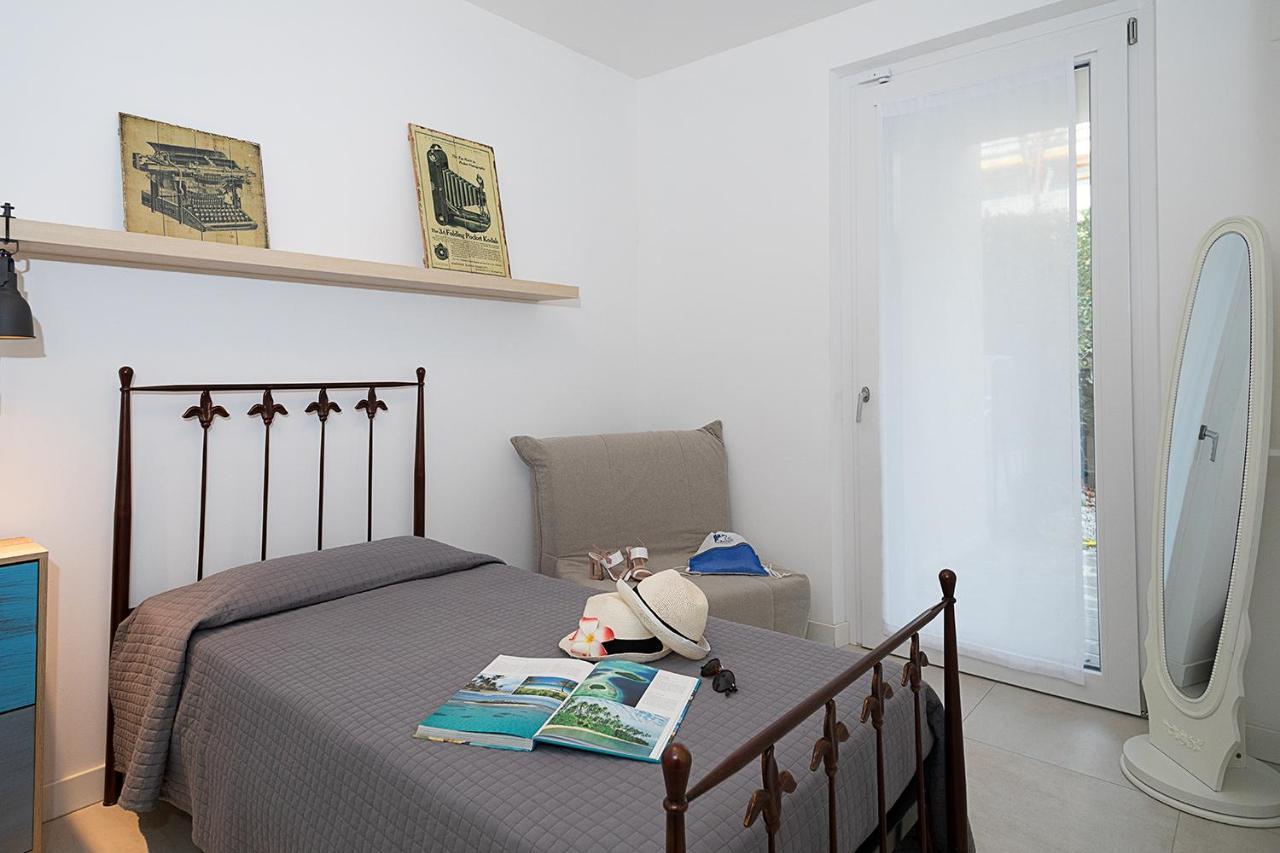 Apartment Brezza Di Lago - Regarda Travel Lazise Bagian luar foto